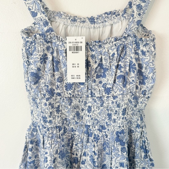 Hollister Floral Romper with Pockets NWT - Picture 5 of 10